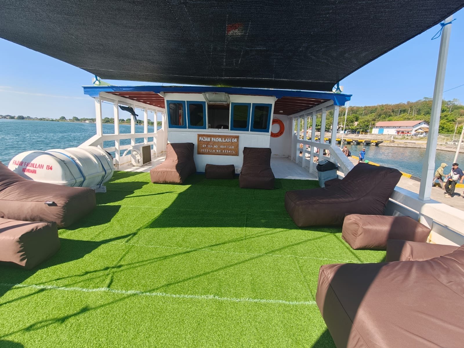 Sun roof deck with bean bags — Labuan Bajo to Lombok budget open trip 4D3N